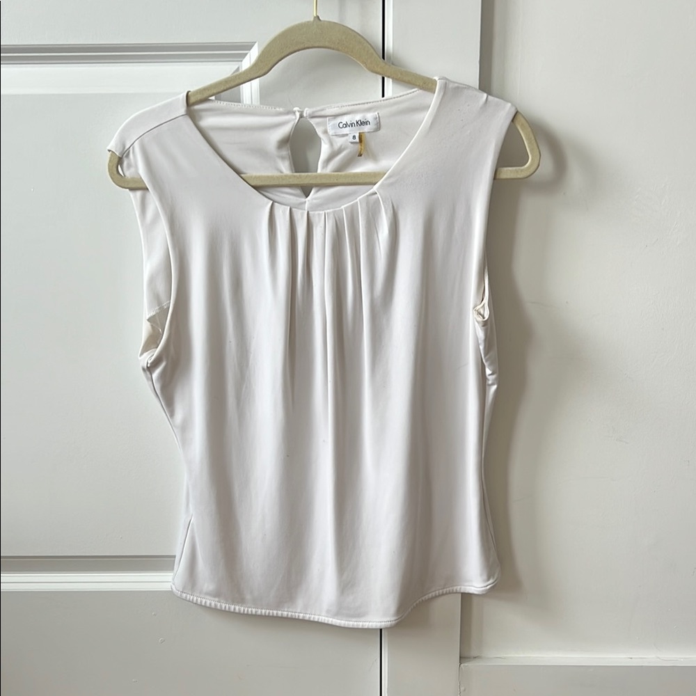 Calvin Klein Women's White Sleeveless Top